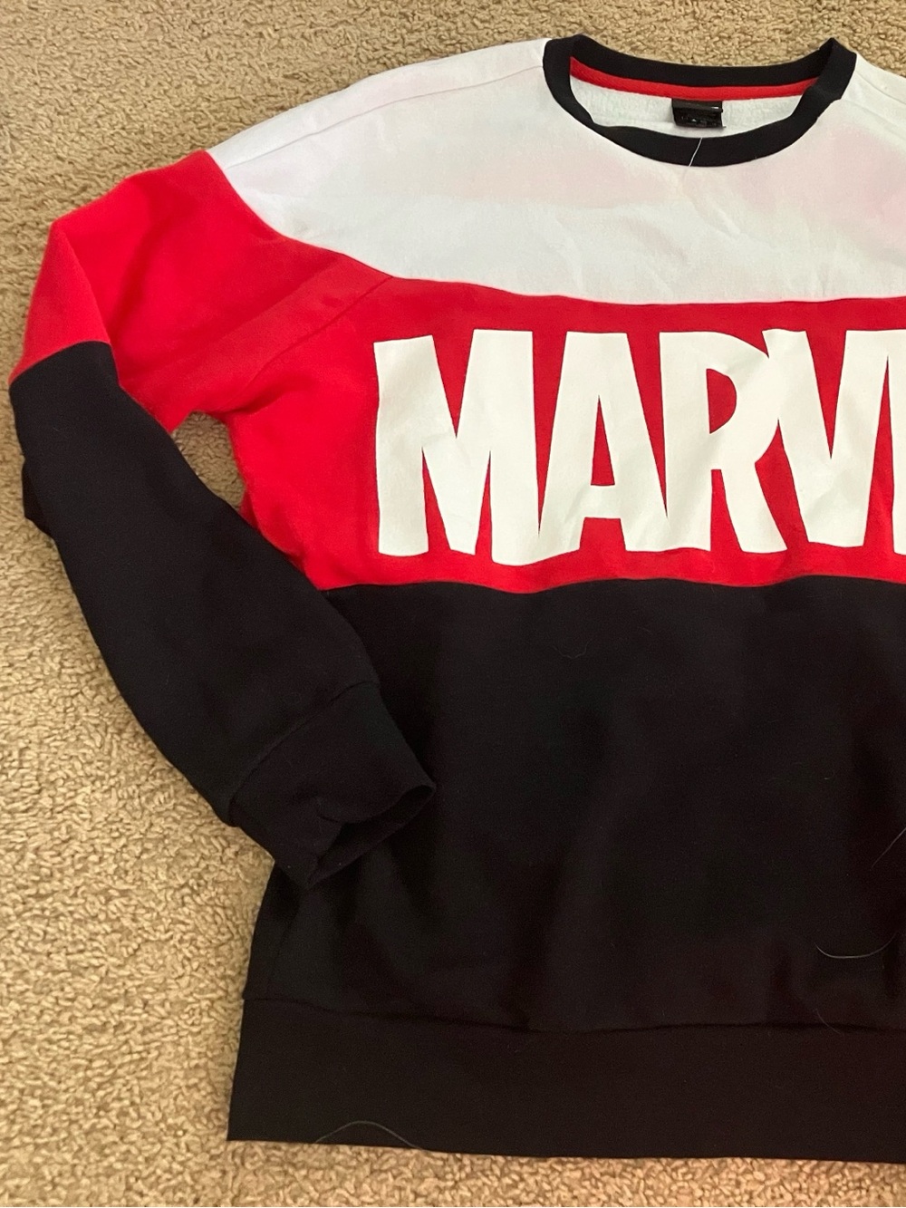 Marvel Logo Crewneck Sweatshirt - Black Red White